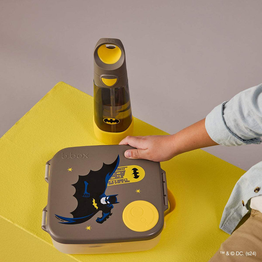 Gourde Tritan™ 600ml - Batman by b.box 🦇 - BBOX USA - Batman Tritan Drink Bottle pour bébé Maroc -www.babyboss.ma
