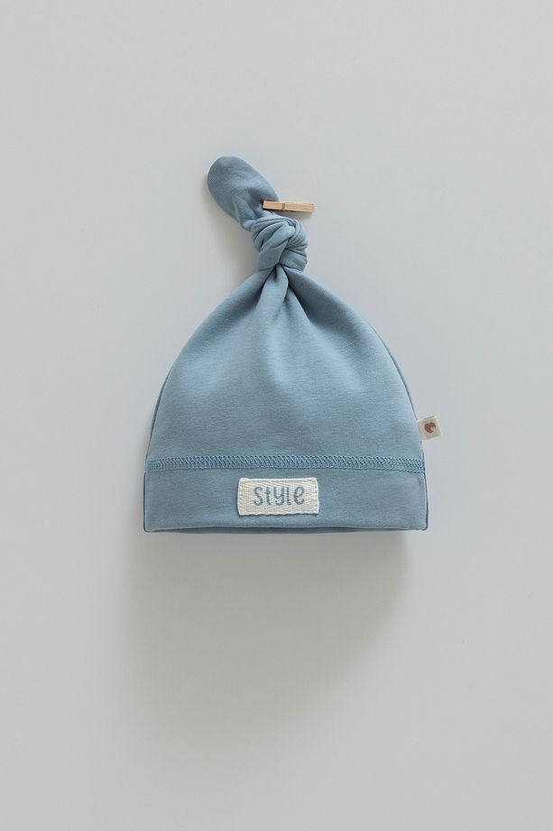 Gorro de bebé petróleo