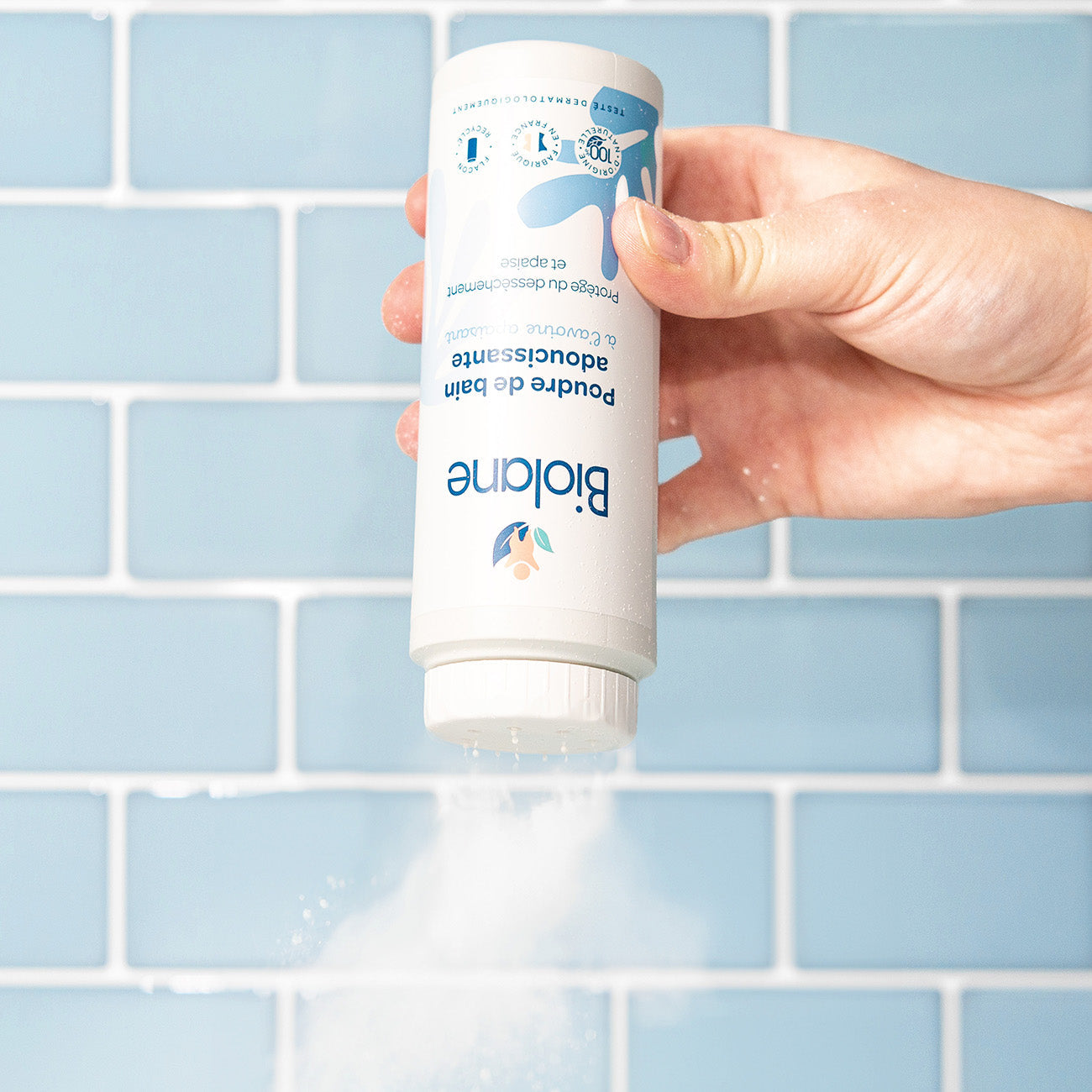 Talc - Poudre de bain adoucissante - Biolane - Change pour bébé Maroc -www.babyboss.ma