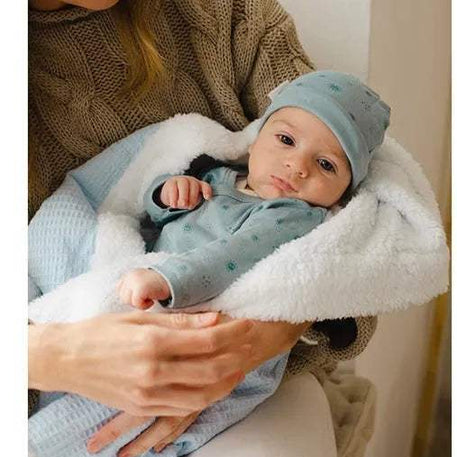 Couverture carre junior 80 x 110 bleu - Interbaby - pour bébé Maroc -www.babyboss.ma