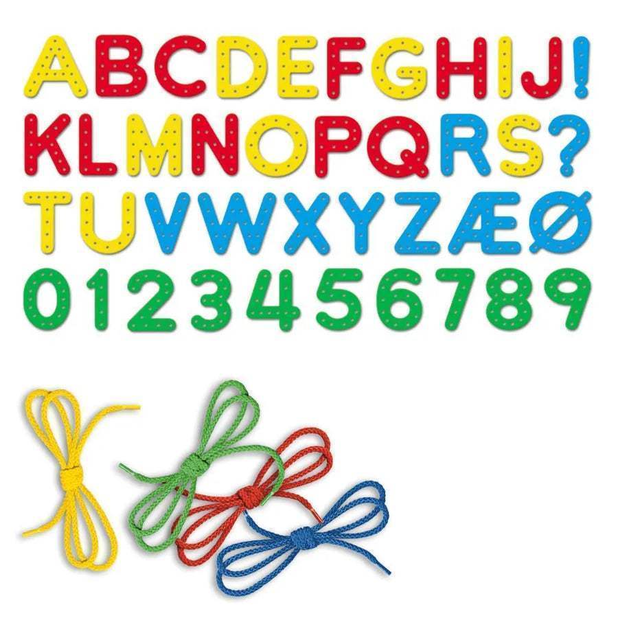 JEU DE LAÇAGE LETTRES & CHIFFRES MONTESSORI - Quercetti - pour bébé Maroc -www.babyboss.ma