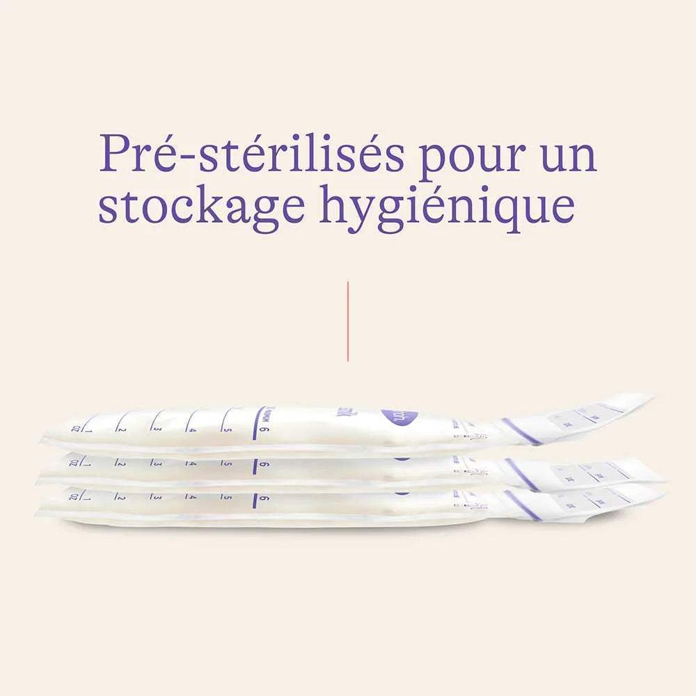 Trois sachets Lansinoh pré-stérilisés empilés à plat pour un stockage hygiénique