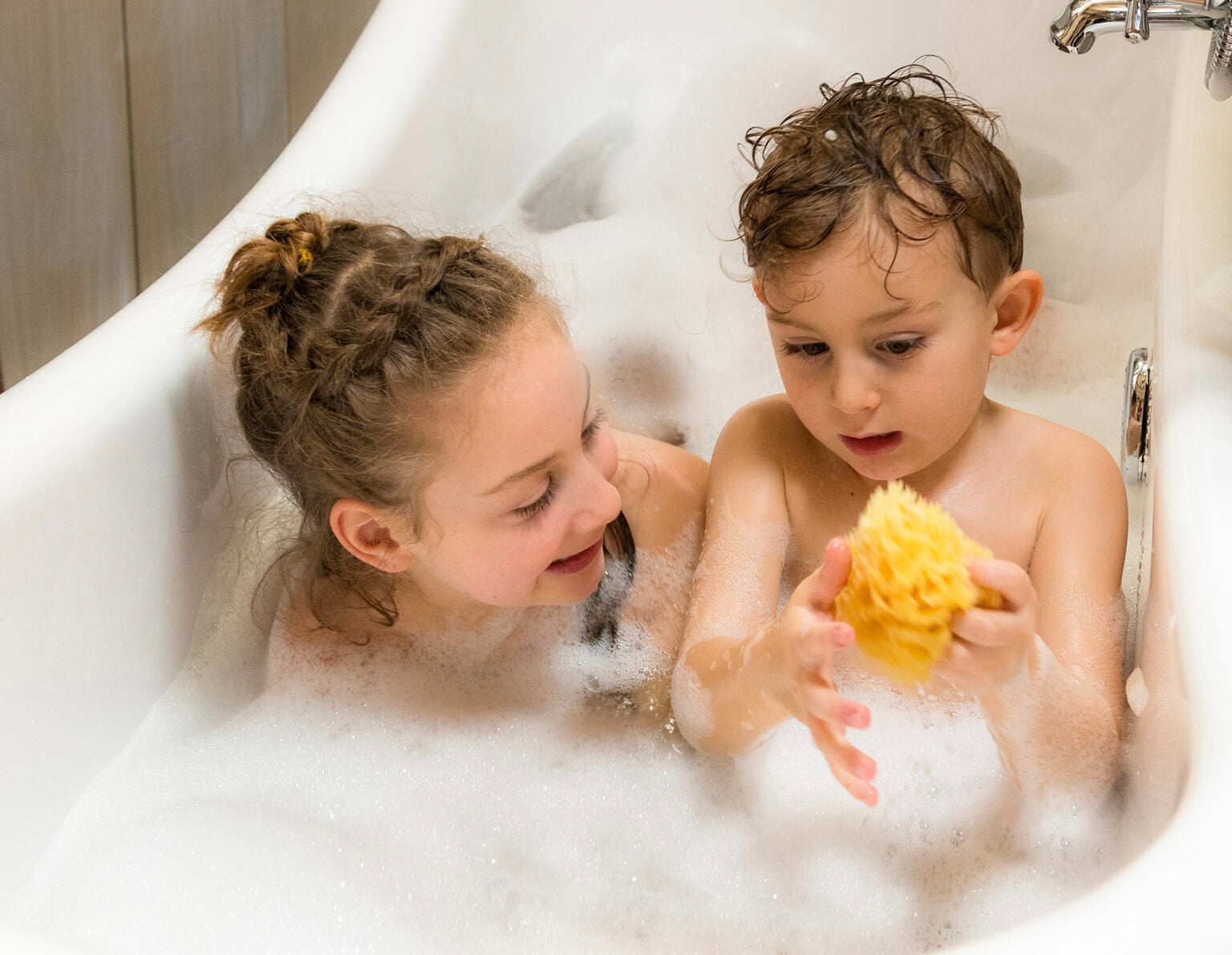 BELLINI natural sponge - BELLINI - Nettoyants pour le corps pour bébé Maroc -www.babyboss.ma