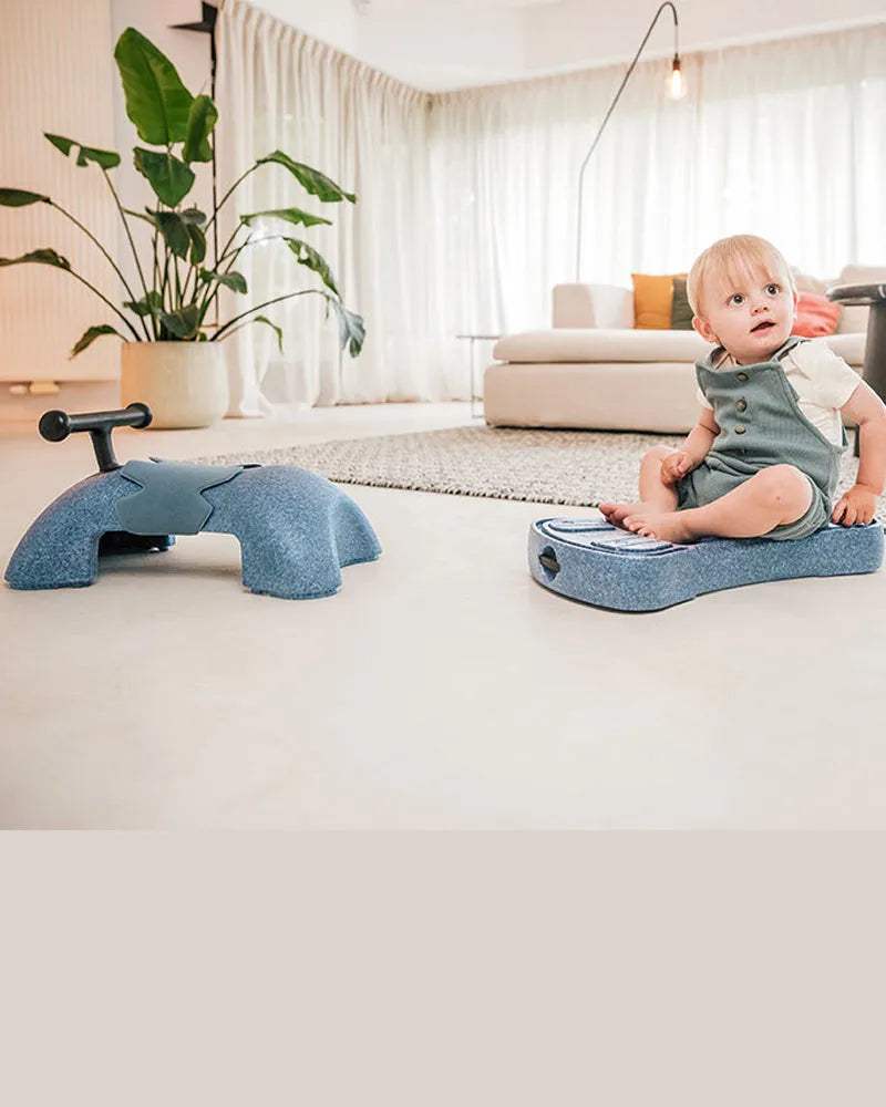 Scoot And Ride My First Trotteur & Porteur 3en1 - Bleu 6M+ - Scoot And Ride - Trotteurs Pousseurs pour bébé Maroc -www.babyboss.ma