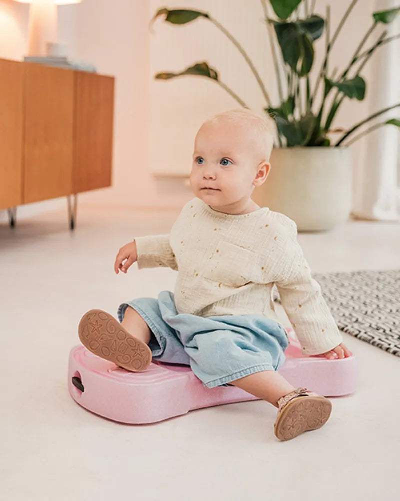 Scoot And Ride My First Trotteur & Porteur 3en1 - Rose 6M+ - Scoot And Ride - Trotteurs Pousseurs pour bébé Maroc -www.babyboss.ma