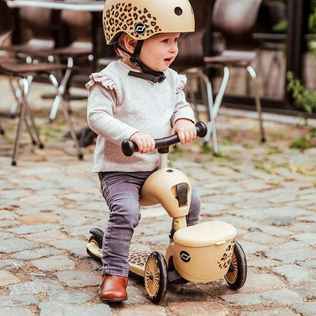 Scoot And Ride Trottinette 2en1 Highwaykick 1 Lifestyle - Leopard - Scoot And Ride - Trottinettes Evolutives pour bébé Maroc -www.babyboss.ma