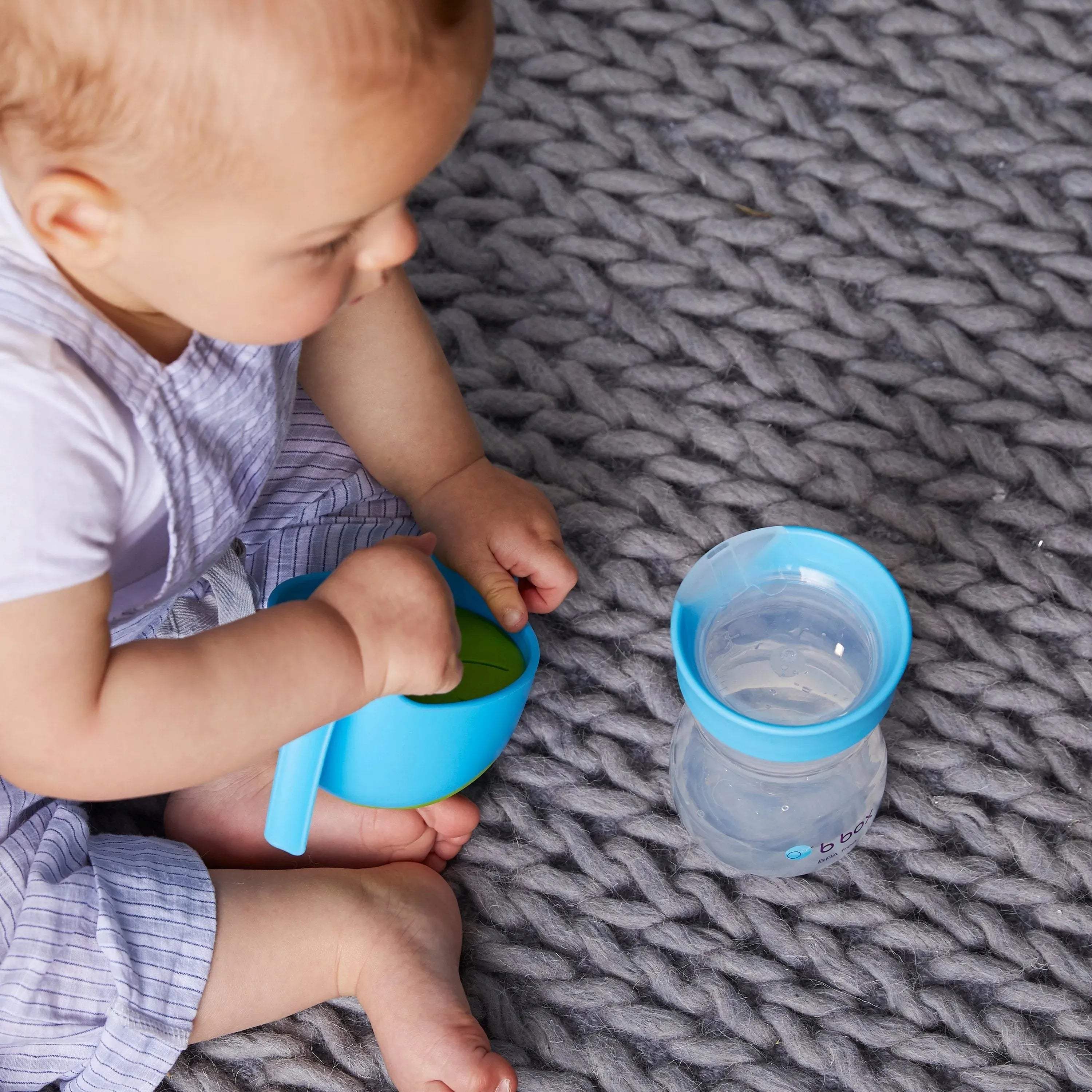 training cup - blueberry - BBOX USA - Cups pour bébé Maroc -www.babyboss.ma