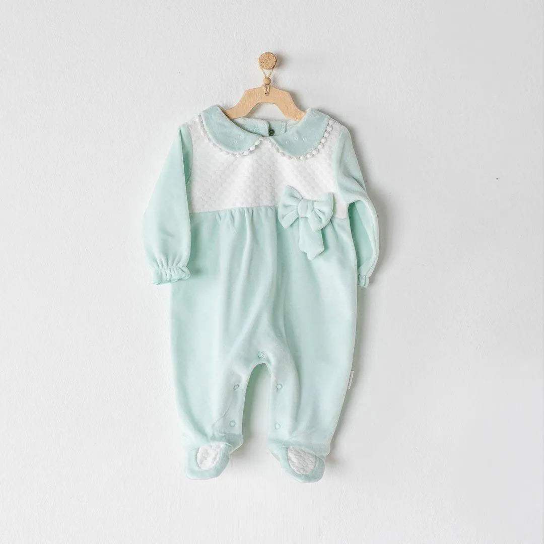 بدلة أطفال مخملية بفيونكة اليعسوب باللون الأخضر النعناعي - BABYBOSS