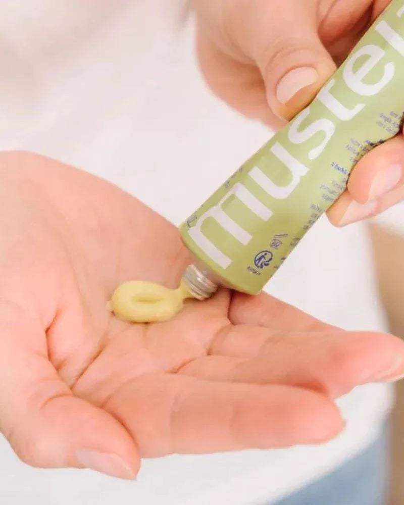 Mustela Baume Universel BIO aux 3 Extraits d'Avocat – 75 ml – vue 3 – BabyBoss.ma