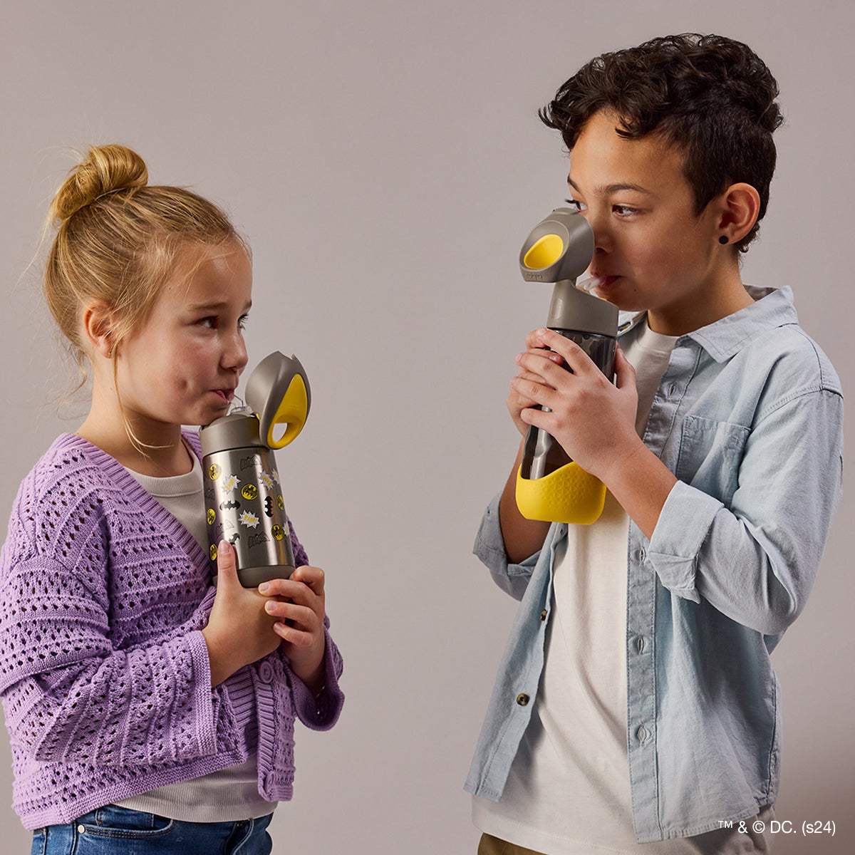 Gourde Isotherme 350ml – Batman by b.box 🦇 - BBOX USA - Batman Insulated Water Bottle pour bébé Maroc -www.babyboss.ma