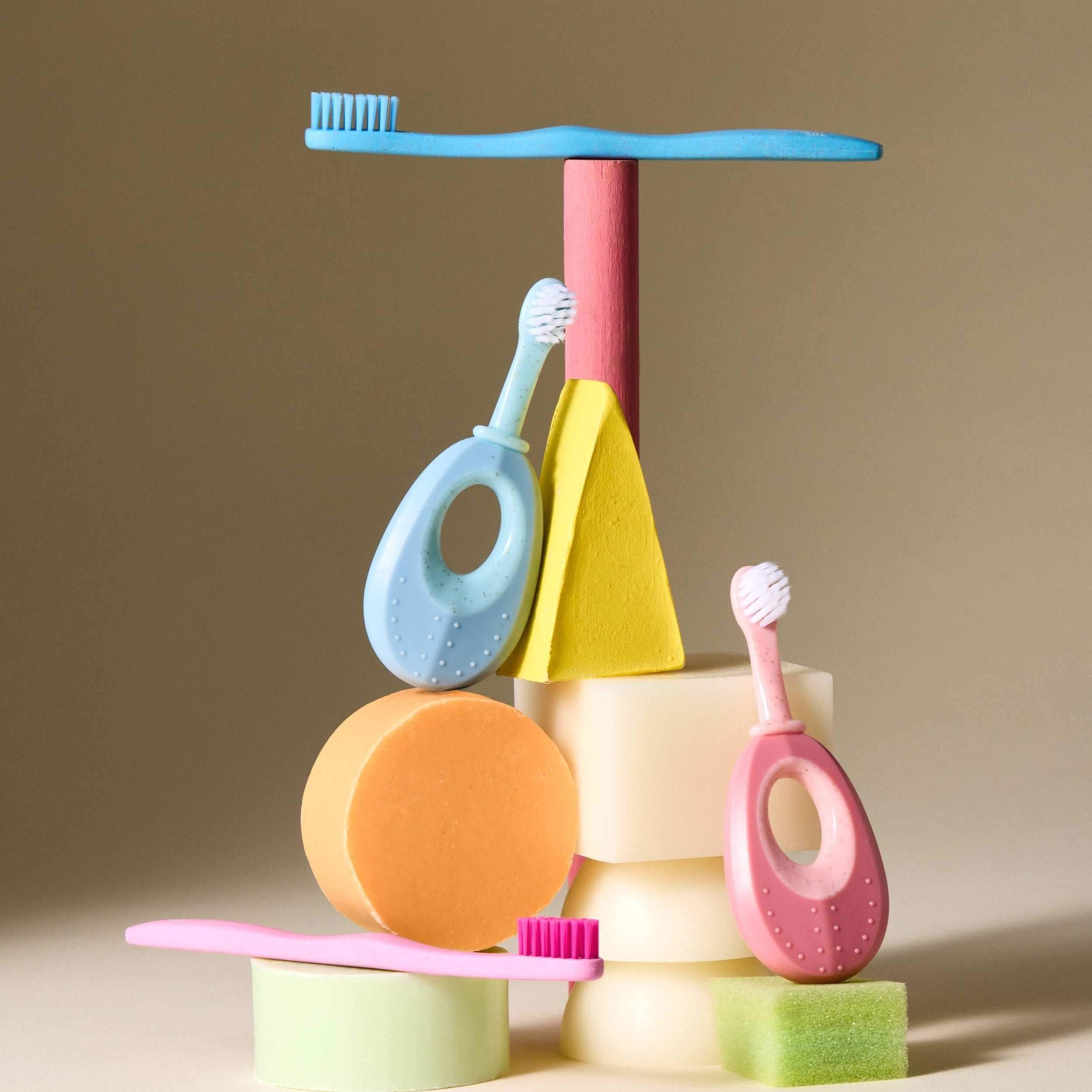 Brosse à dents pour bébés Humble Brush à base de plantes - Bleu - The Humble Co. - Brosse à dents pour bébé Maroc -www.babyboss.ma