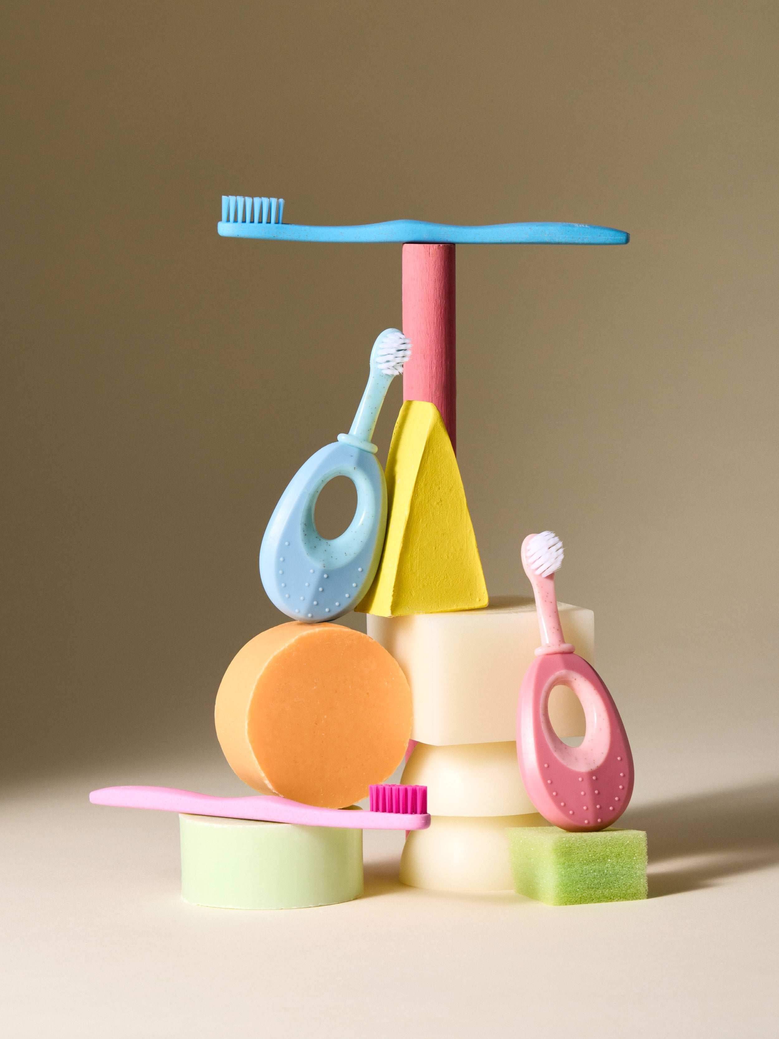 Brosse à dents pour bébés Humble Brush à base de plantes - Bleu - The Humble Co. - Brosse à dents pour bébé Maroc -www.babyboss.ma