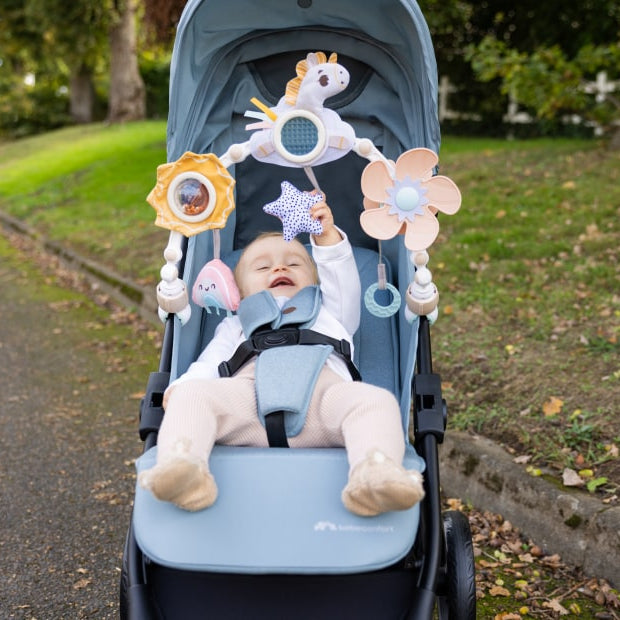 Sunny Stroll Arch Unicorn - TINY LOVE