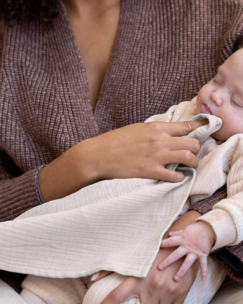 Tablier d'allaitement Mom'N Play Doomoo - Beige - Doomoo - Accessoires d'allaitement pour bébé Maroc -www.babyboss.ma