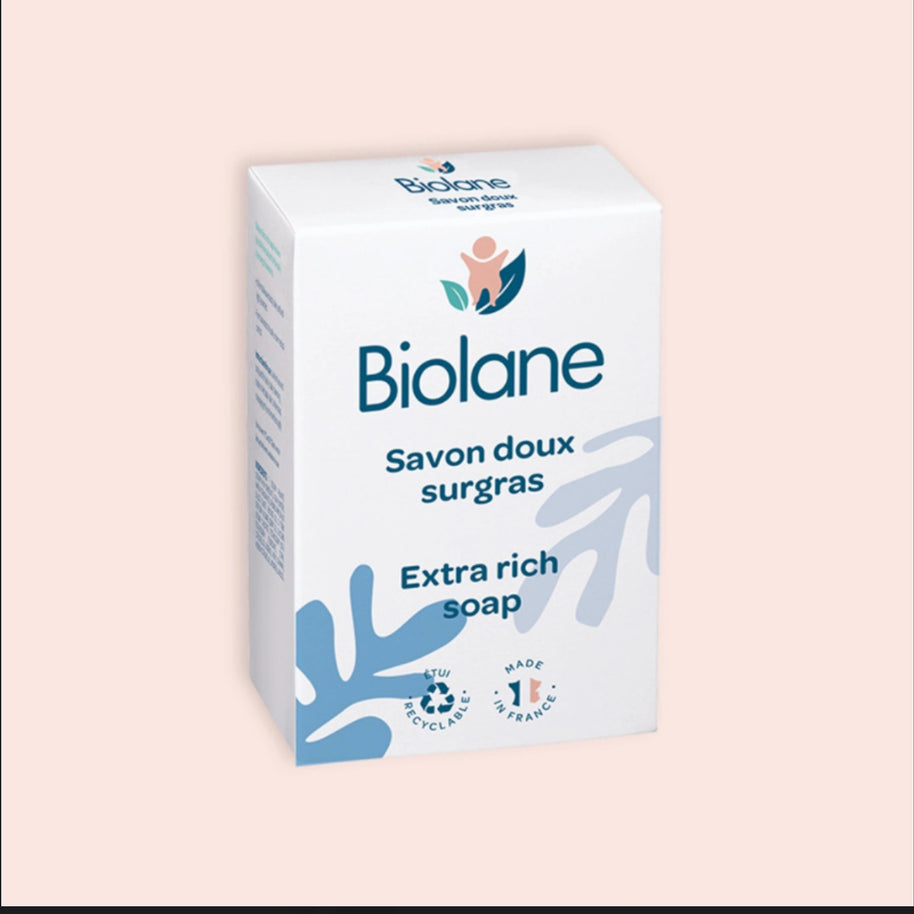 Biolane – Savon Doux Surgras 150g – Nettoyant Naturel Peau Sensible Bébé et Enfant