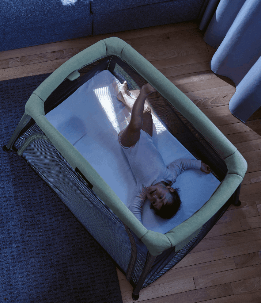 Lit parapluie avec berceau - Moov & Comfy - Babymoov - Babymoov - SORTIE pour bébé Maroc -www.babyboss.ma