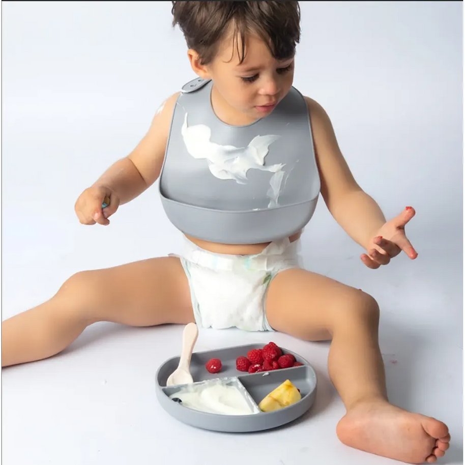 Yummy compartmentalized silicone plate with suction cup