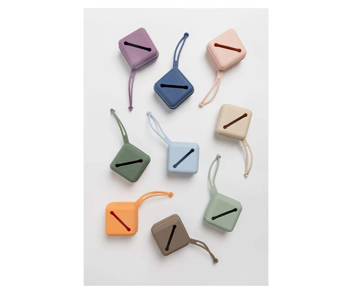 Étui à sucette BIBS steel bleu - Bibs - pour bébé Maroc -www.babyboss.ma