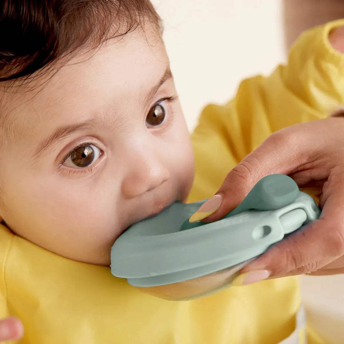 gourde_rutilisable_silicone_b.box_fill_feed_sage-46811070234935-bebe-babyboss.ma-maroc - Babyboss.ma -bebe-maroc