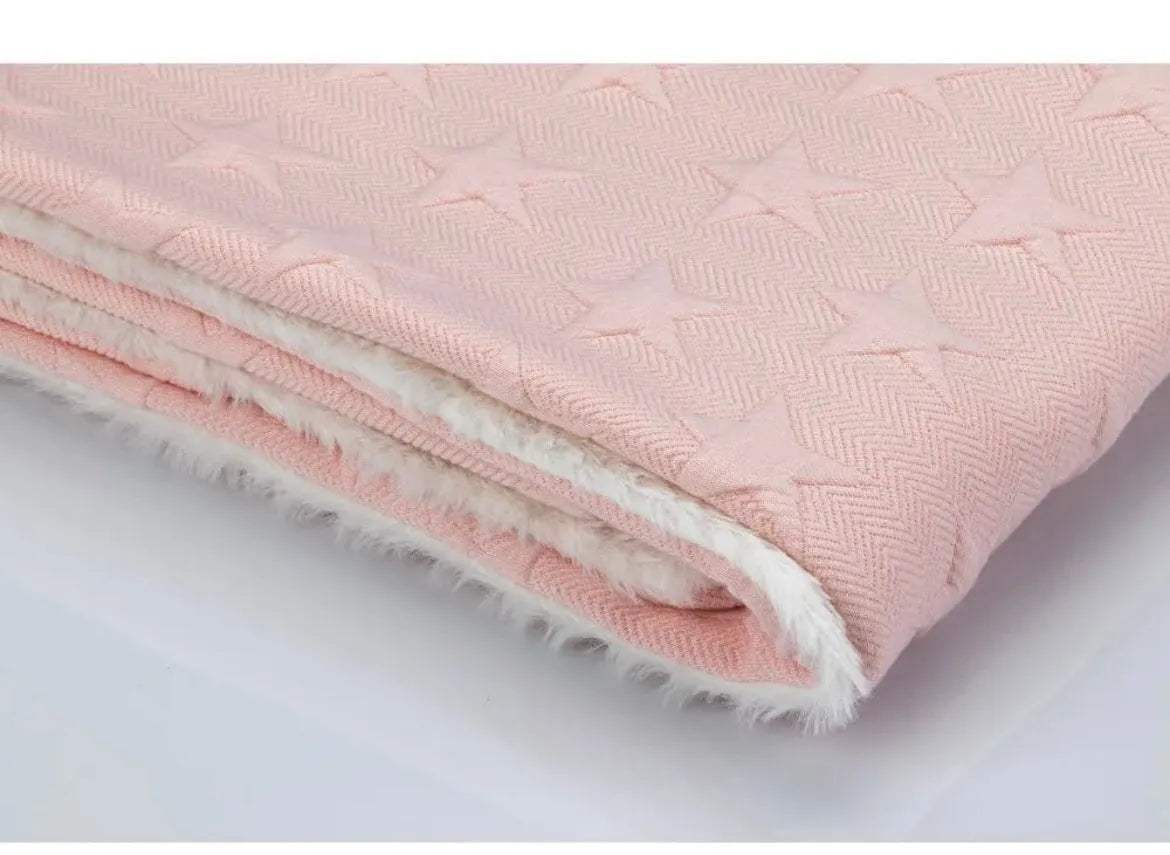 Interbaby Couverture Etoile junior 80 x 110 cm polaire rose - Interbaby - pour bébé Maroc -www.babyboss.ma