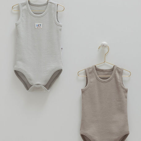lot_de_2_bodies_bb_sans_manches_gris-52727549854007-bebe-babyboss.ma-maroc - Babyboss.ma -bebe-maroc