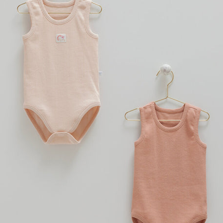 lot_de_2_bodies_bb_sans_manches_rose_poudr-52727623319863-bebe-babyboss.ma-maroc - Babyboss.ma -bebe-maroc