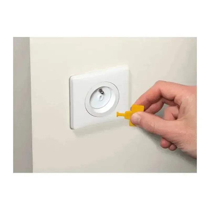 Safety 1st Cache Prises avec Clés Blanc 12 Pièces - Safety - pour bébé Maroc -www.babyboss.ma