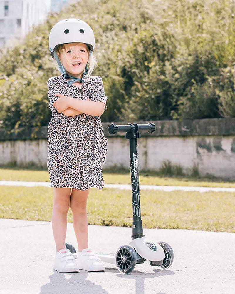 scoot_and_ride_trottinette_2en1_highwaykick_3_led_-_ecru-47065517064503-bebe-babyboss.ma-maroc - Babyboss.ma -bebe-maroc