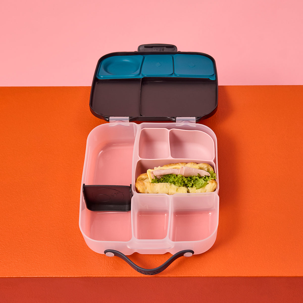 silicone bento buddy - lunchbox- berry