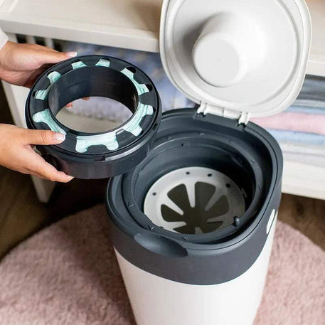 Tommee Tippee Poubelle à Couches Anti-Odeur Twist & Click - Blanc - Tommee Tippee - Poubelle à couches pour bébé Maroc -www.babyboss.ma