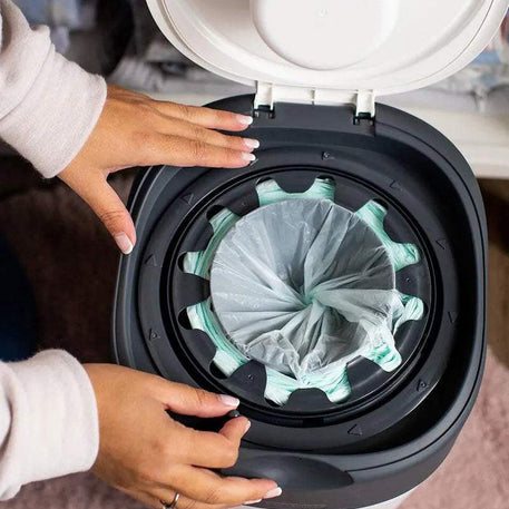 Tommee Tippee Poubelle à Couches Anti-Odeur Twist & Click - Blanc - Tommee Tippee - Poubelle à couches pour bébé Maroc -www.babyboss.ma