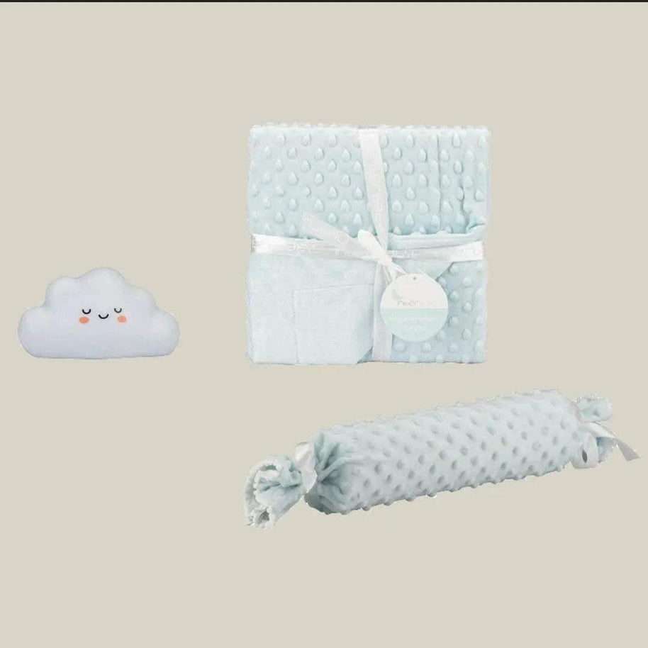 Coffret cadeau bébé, couverture vert ,coussin Carmelo et veilleuse - Interbaby - pour bébé Maroc -www.babyboss.ma