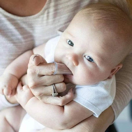 Dr. Brown's Brosse à dents en silicone avec étui 3M+ - Dr. Brown's - Hygiène et Soin pour bébé Maroc -www.babyboss.ma