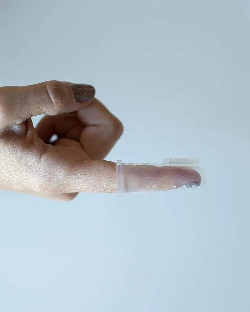 Dr. Brown's Brosse à dents en silicone avec étui 3M+ - Dr. Brown's - Hygiène et Soin pour bébé Maroc -www.babyboss.ma