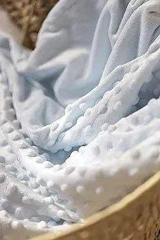 Interbaby Coffret de Couverture Bébé à bulles Bleu et veilleuse - Interbaby - pour bébé Maroc -www.babyboss.ma