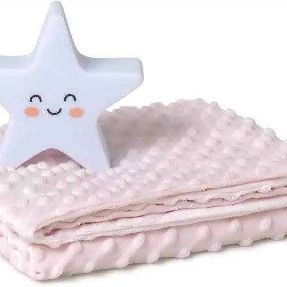 interbaby-coffret-de-couverture-bebe-a-bulles-rose-et-veilleuse-babyboss-ma-interbaby-pour-bebe-maroc-2 - Babyboss.ma -bebe-maroc