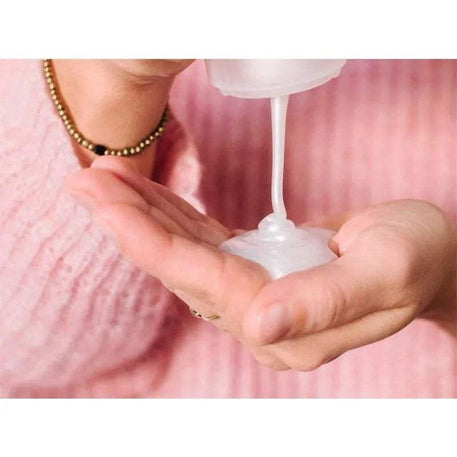 Mustela Gel Nettoyant 2 en 1 Cheveux et Corps - 200ml - Mustela - Hygiène et Soin pour bébé Maroc -www.babyboss.ma